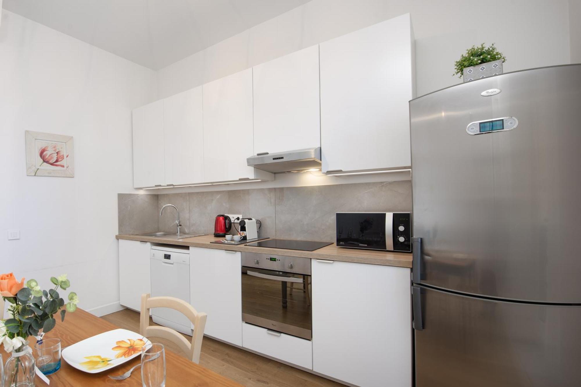 Ferienwohnung Barel - Cosy 2 Pieces En Plein Coeur De Menton Exterior foto